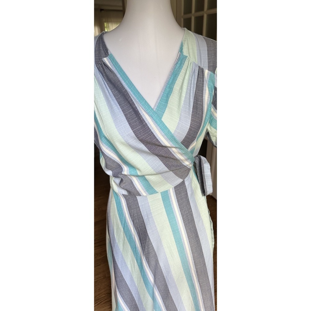 B Collection by Bobeau Orna Wrap Dress Blue Striped Midi Sleeveless M - Picture 6 of 12